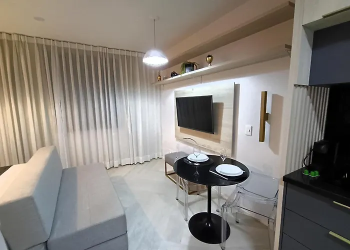 Novo, Bairro Nobre, Piscina E Terraço * Porto Alegre